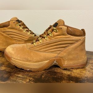 Nike Air Jordan Downtown Wheat Gold Suede Boots Sz 8.5